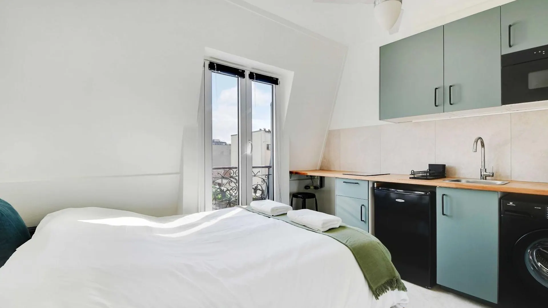 Ideal Studio For 2 People - Marche Des Batignolles Paris Apartment